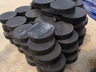 卡若区板式橡胶支座由若干层橡胶片与薄钢板经加压硫化